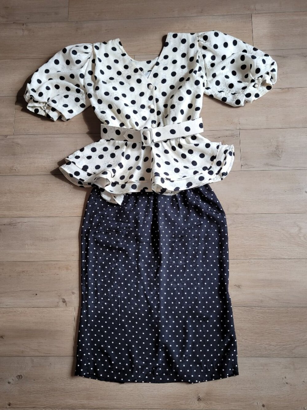 Adrianna Papell Two Piece Polka Dot Silk Set Cream and Black Size 6